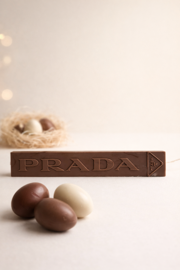 Prada σοκολατί Λαμπάδα